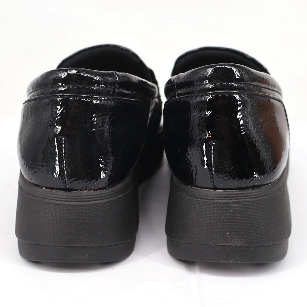 Clarks Zylah May Black Crinkle Patent Chain Platform Loafer 9 M NIB Office Siren - Picture 3 of 8